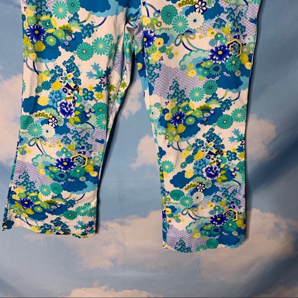 The Attic- Floral Print White Capri size 9 - Picture 3 of 9